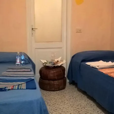 Casetta Stazione لا سبيتسْيا