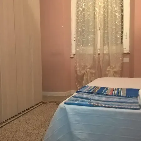 Casetta Stazione Apartment La Spezia